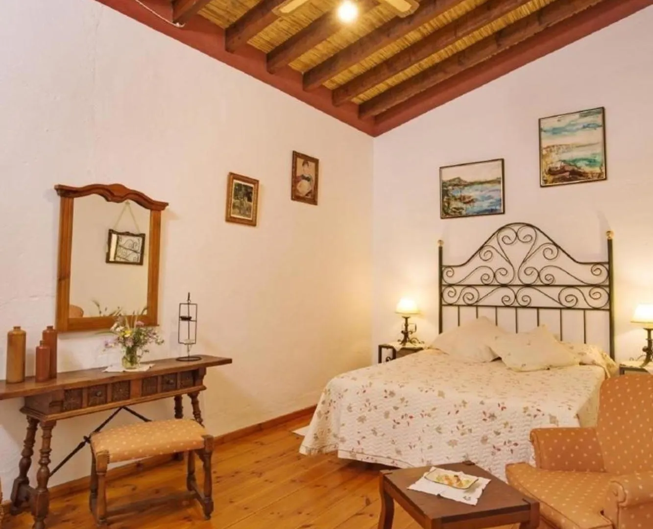 Ferienhaus In El Borge Mit Garten, Grill Und Terrasse